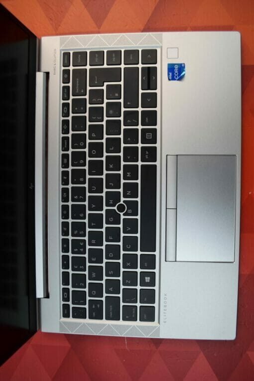 HP Elitebook 840 G8
