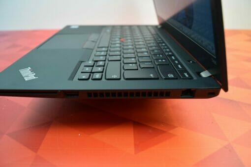 Lenovo ThinkPad T490