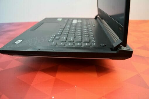 ASUS Rog Strix 15.6" GAMING LAPTOP i7 10th