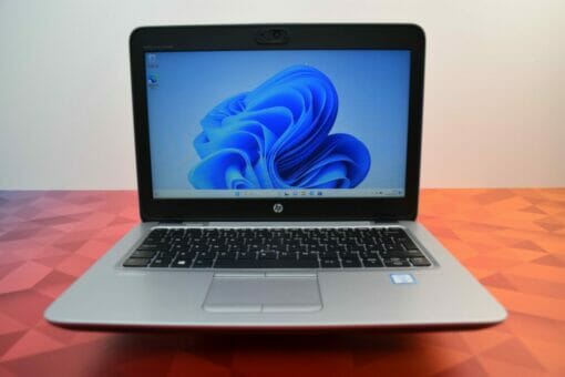 HP 820 G3 14" i5 6th Gen