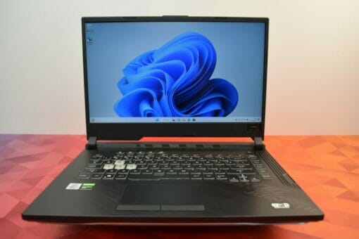 ASUS Rog Strix 15.6" GAMING LAPTOP i7 10th