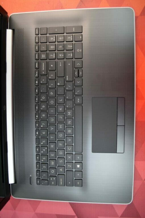 Hp 17-by0087cl 17.3" Touch i7 8th gen