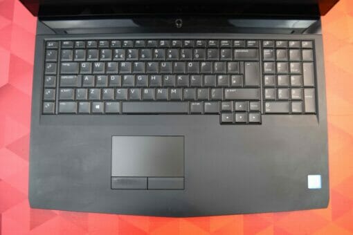 Alienware 17 R5