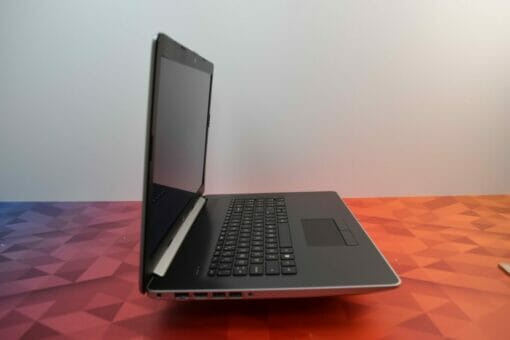 Hp 17-by0087cl 17.3" Touch i7 8th gen