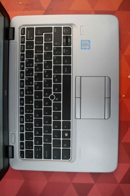 HP 820 G3 14" i5 6th Gen
