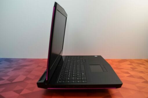 Alienware 17 R5
