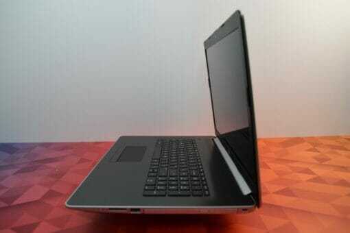 Hp 17-by0087cl 17.3" Touch i7 8th gen