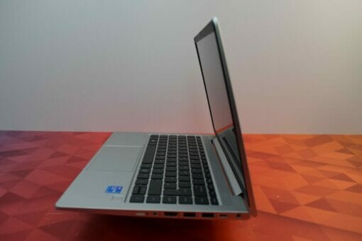 HP Probook 640 G8