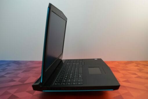 Alienware 17 R5