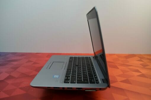 HP 820 G3 14" i5 6th Gen