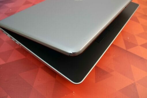 Hp 17-by0087cl 17.3" Touch i7 8th gen