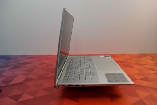 Dell Inspiron 7400 14"