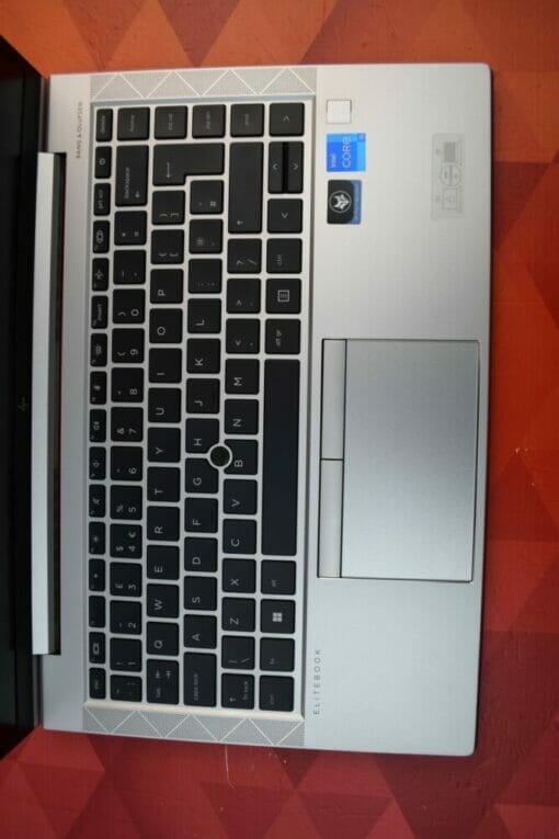 HP Elitebook 840 G8