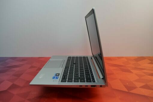 HP Elitebook 840 G8