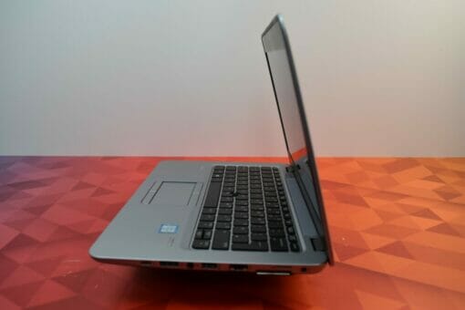HP 820 G3 14" i5 6th Gen