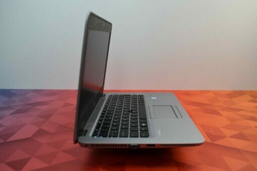 HP 820 G3 14" i5 6th Gen