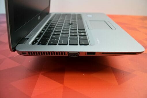 HP 820 G3 14" i5 6th Gen