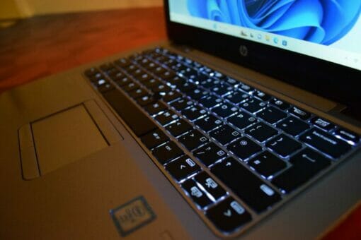 HP 820 G3 14" i5 6th Gen
