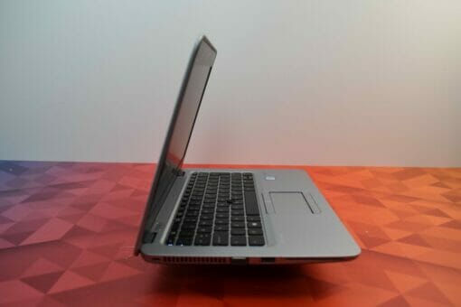 HP 820 G3 14" i5 6th Gen