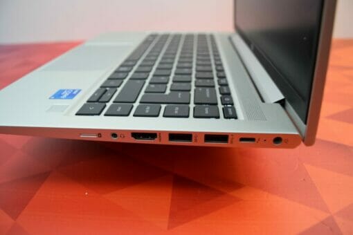 HP Probook 640 G8