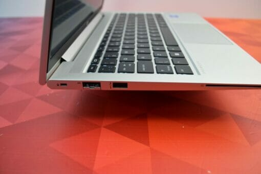 HP Probook 640 G8