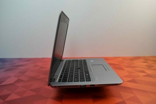 HP 820 G3 14" i5 6th Gen