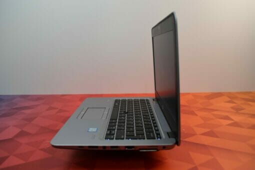 HP 820 G3 14" i5 6th Gen