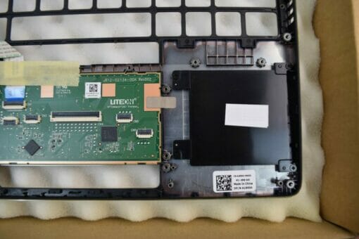 Dell 5500 Palmrest Touchpad Assembly