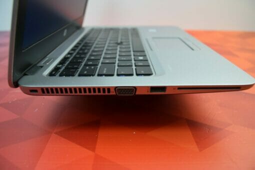 HP 820 G3 14" i5 6th Gen