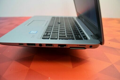 HP 820 G3 14" i5 6th Gen