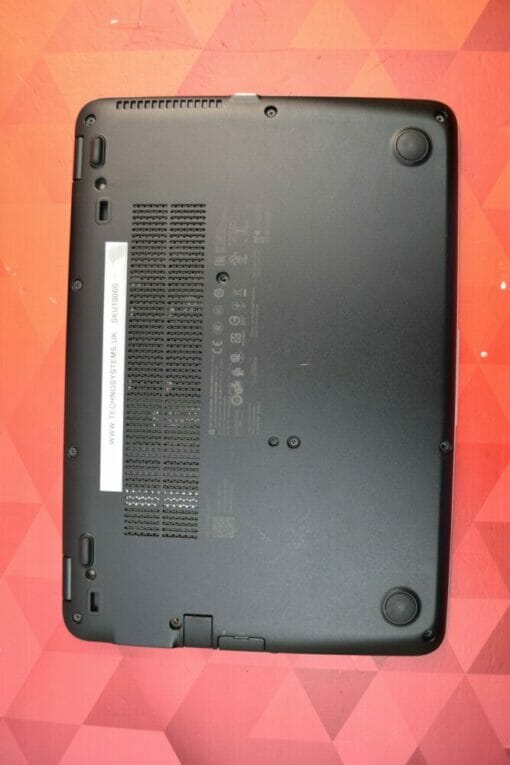 HP 820 G3 14" i5 6th Gen