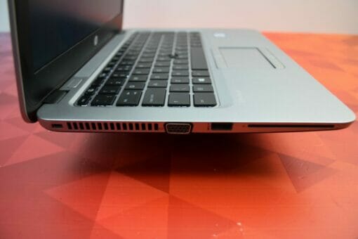 HP 820 G3 14" i5 6th Gen