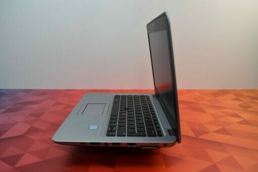 HP 820 G3 14" i5 6th Gen
