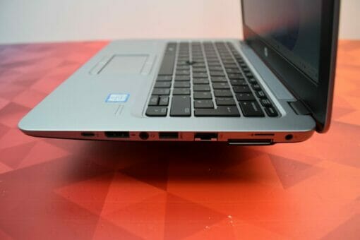 HP 820 G3 14" i5 6th Gen