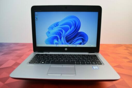 HP 820 G3 14" i5 6th Gen