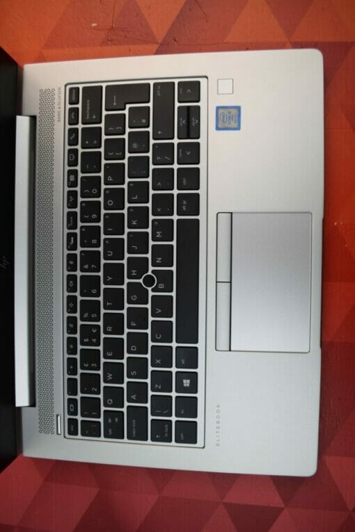 HP Elitebook 830 G6
