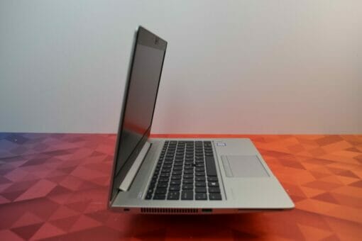 HP Elitebook 830 G6