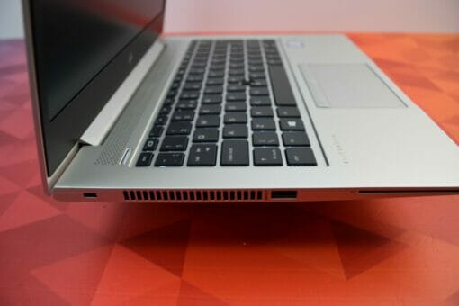 HP Elitebook 830 G6