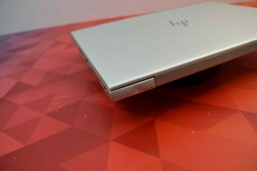 HP Elitebook 830 G6