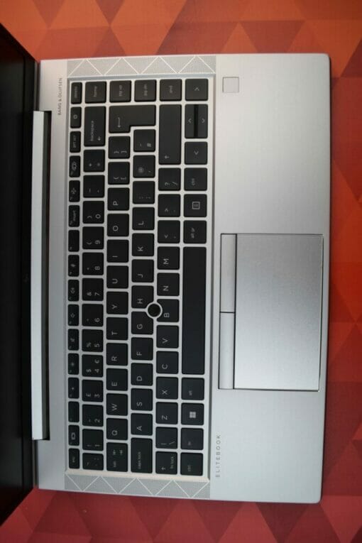 HP Elitebook 840 G8