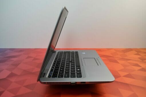 HP 820 G3 14" i5 6th Gen