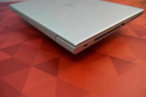 HP Elitebook 830 G6