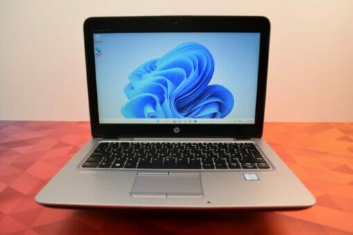 HP 820 G3 14" i5 6th Gen