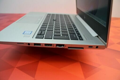 HP Elitebook 830 G6