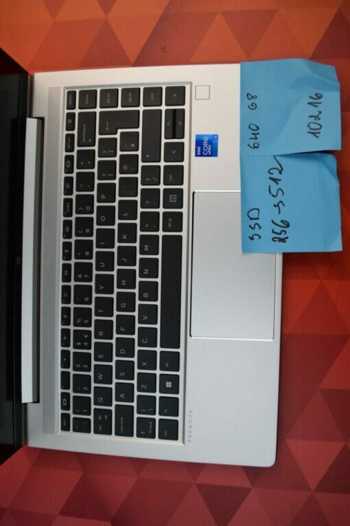 HP Elitebook 640 G8