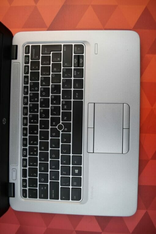 HP 820 G3 14" i5 6th Gen