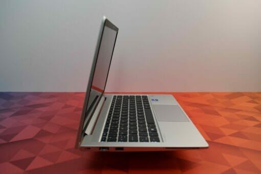 HP Elitebook 640 G8