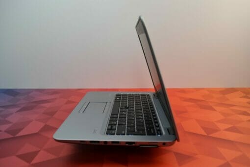 HP 820 G3 14" i5 6th Gen