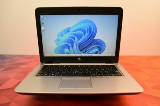 HP 820 G3 14" i5 6th Gen