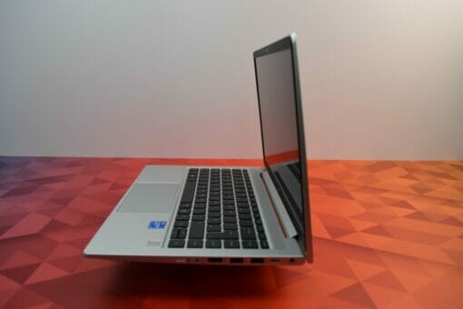 HP Probook 640 G8